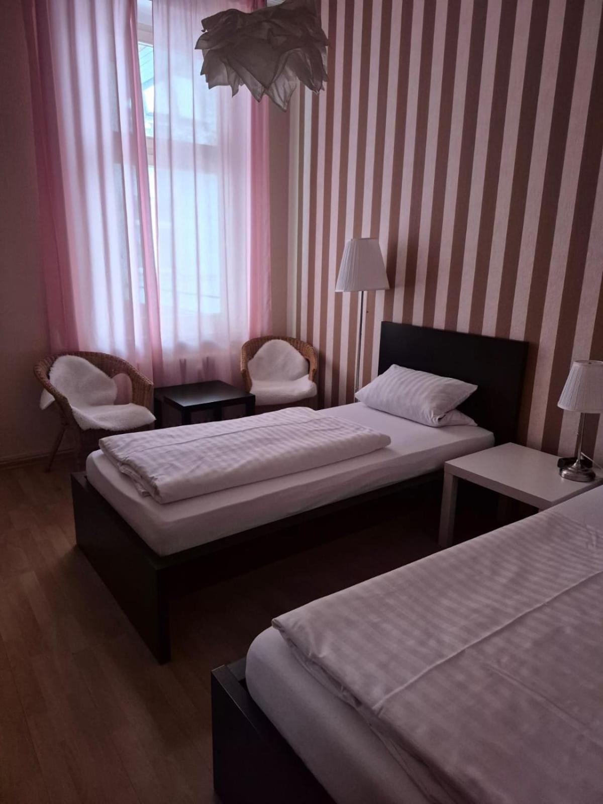 Hotel-pension Charlottenburg Affittacamere *