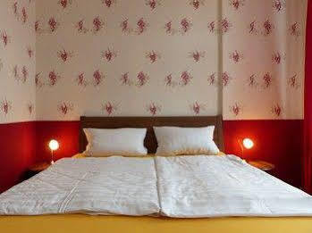 Hotel-pension Charlottenburg Affittacamere