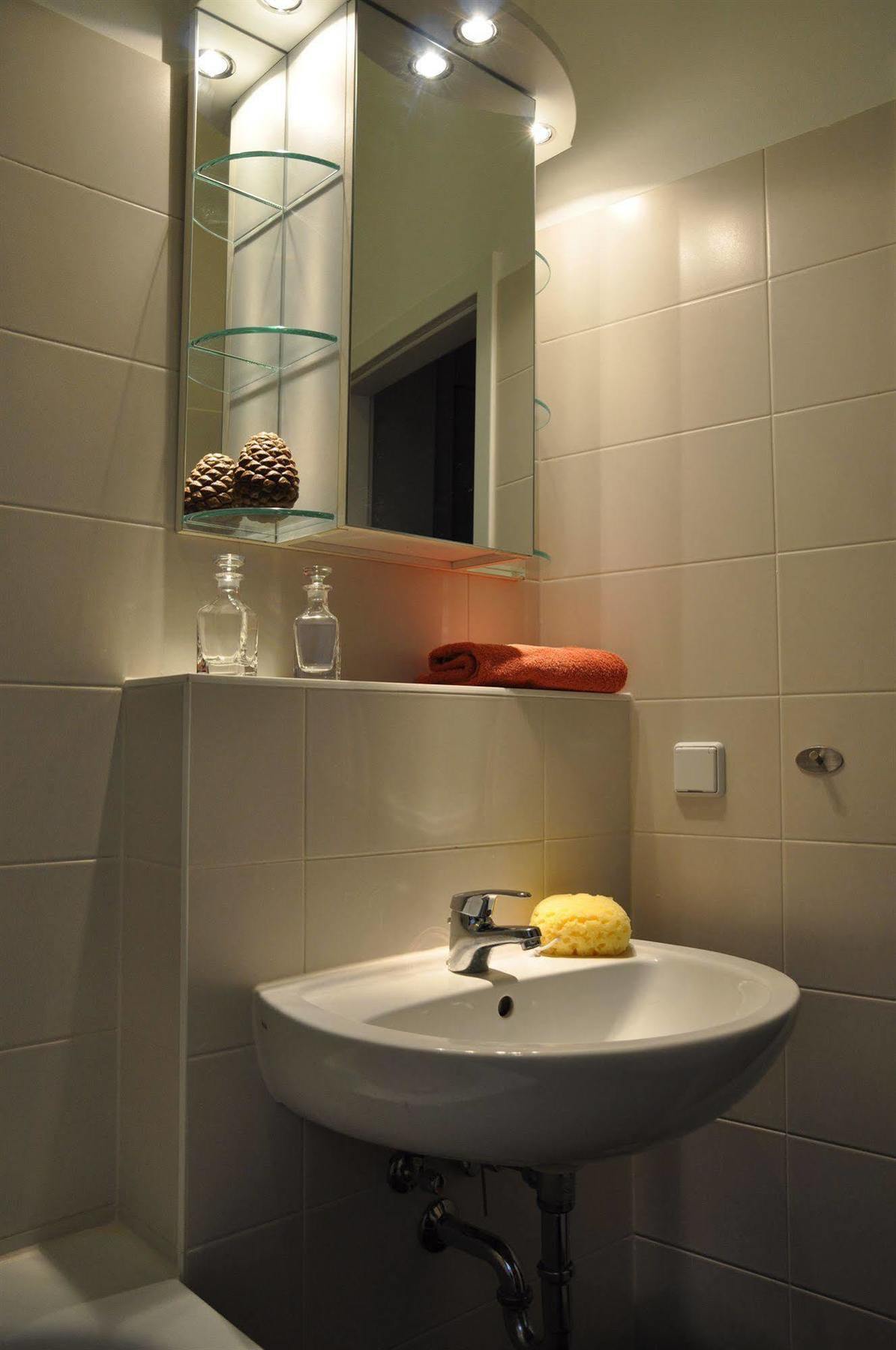 Affittacamere Hotel-pension Charlottenburg *