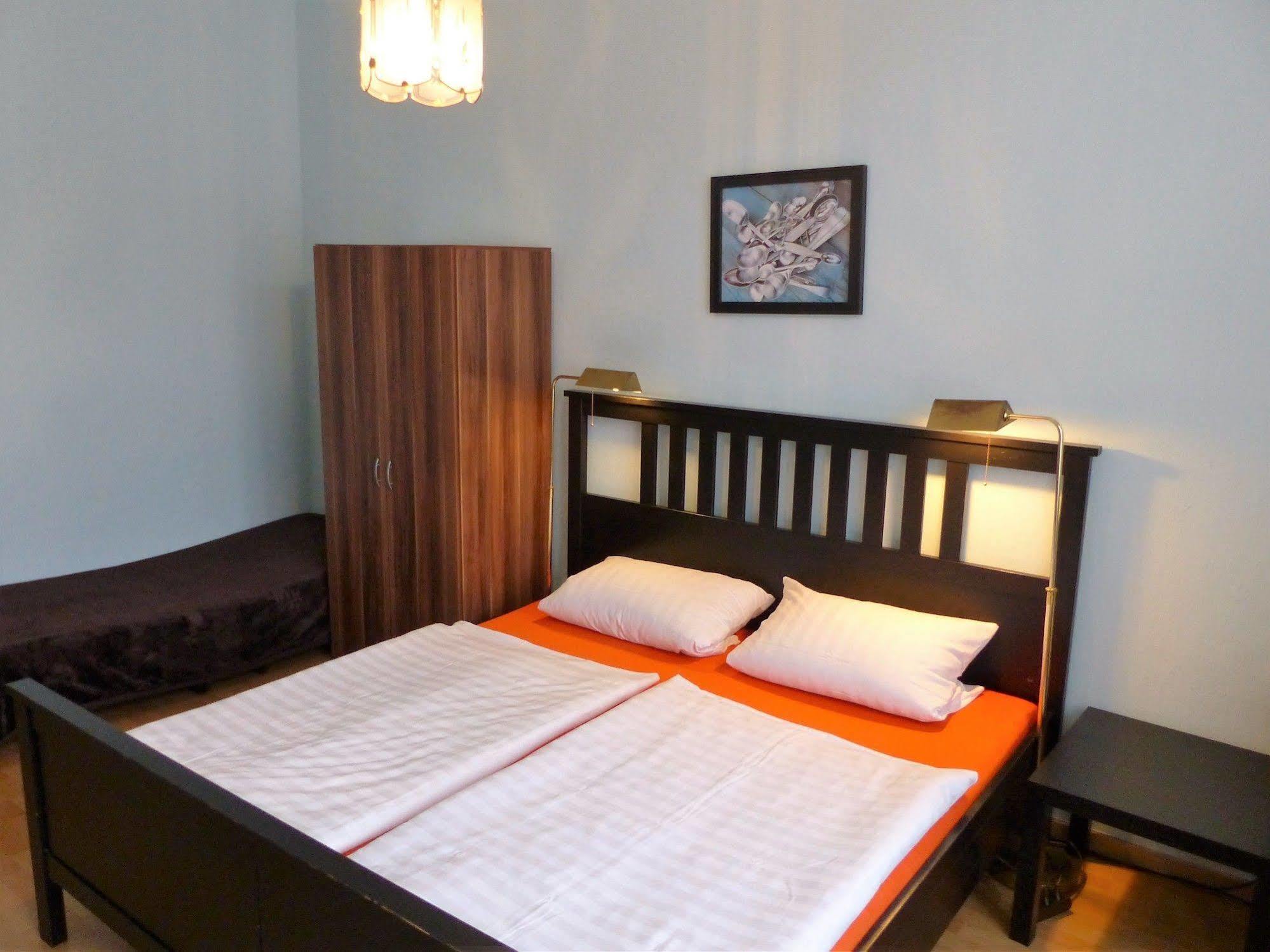 Affittacamere Hotel-pension Charlottenburg *
